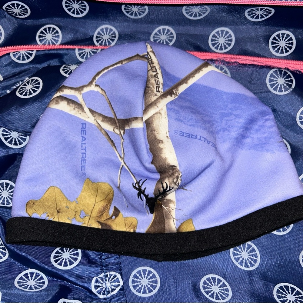 Realtree Women's Purple and Black Camo Beanie